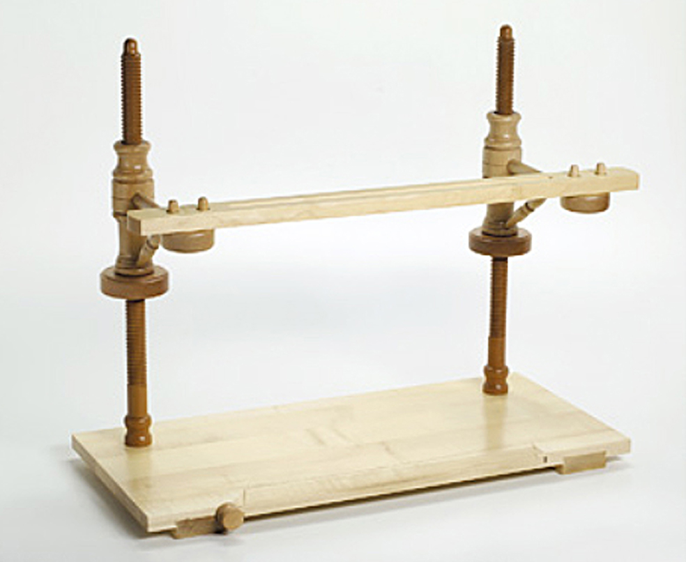 Dřevěný šicí stávek