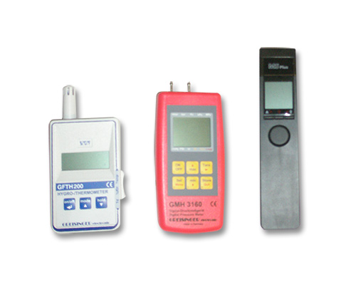 Měřící přístroje